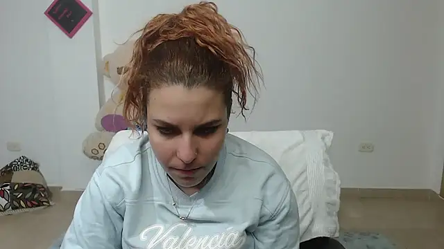 Snapshot of alexia_87 chatting on 03-13-25, 04:16 alexia 87 online show from 03-13-25, 04:16