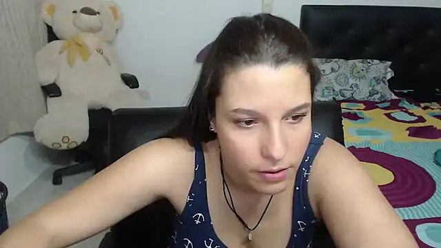 Snapshot of alexia_87 chatting on 02-02-25, 02:06 alexia 87 online show from 02-02-25, 02:06