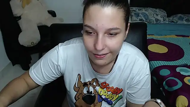 Snapshot of alexia_87 chatting on 01-28-25, 08:47 alexia 87 online show from 01-28-25, 08:47
