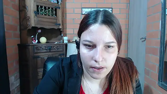 alexia 87 online show from 11-25-25, 03:29