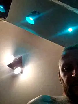 RomWoolf online show from 02-01-25, 12:18