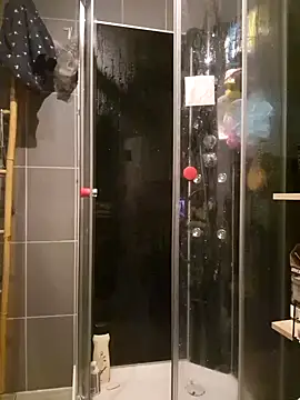 RomWoolf online show from 01-11-25, 04:48