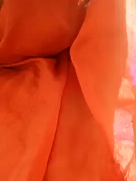 Divya girl online show from 04-20-26, 06:31