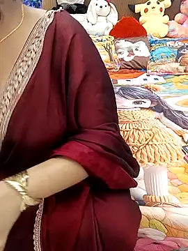Divya girl online show from 05-26-26, 04:27