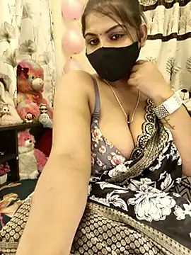 Divya girl online show from 12-17-25, 08:25