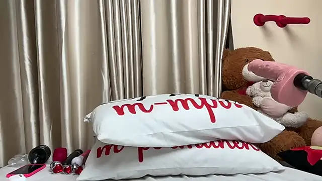 SexyAudreyFuck online show from 11-21-25, 09:36