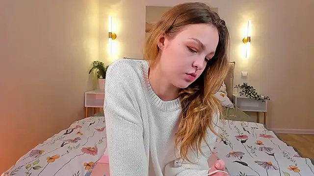 stay with alice online show from 10-22-25, 01:54