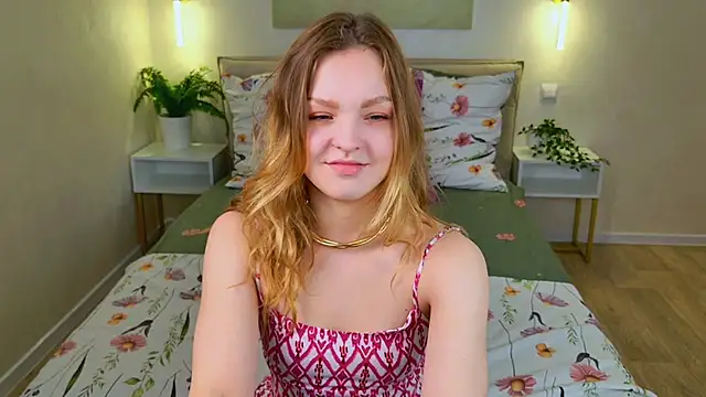 stay with alice online show from 10-20-25, 01:55