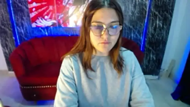 Snapshot of conniejames_m chatting on 04-18-26, 11:01 conniejames m online show from 04-18-26, 11:01