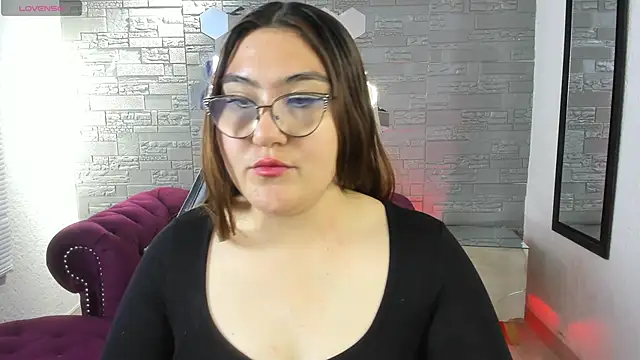 conniejames m online show from 09-15-25, 12:49