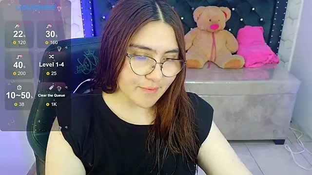 Snapshot of conniejames_m chatting on 05-07-26, 10:40 conniejames m online show from 05-07-26, 10:40