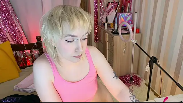 EmmyAmbros online show from 02-05-26, 06:04