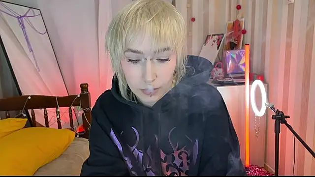 EmmyAmbros online show from 02-28-26, 05:45