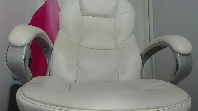 Snapshot of paiper_halliwey chatting on 03-09-25, 12:31 paiper halliwey online show from 03-09-25, 12:31
