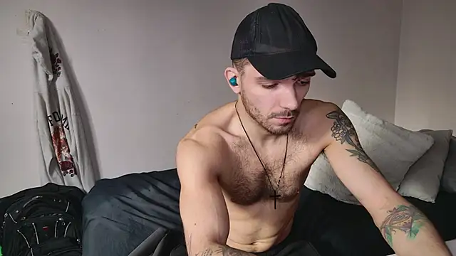 Snapshot of JackDesFeux chatting on 02-23-25, 08:00 JackDesFeux online show from 02-23-25, 08:00