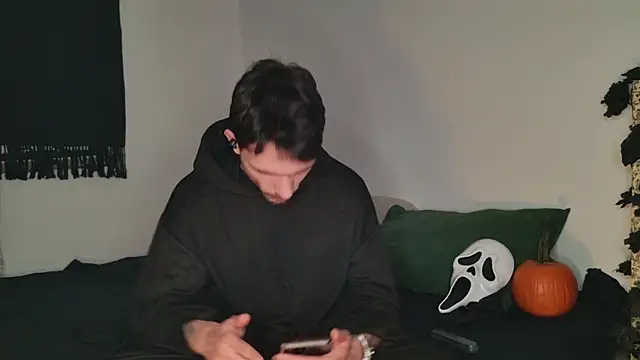 JackDesFeux online show from 10-28-25, 05:39