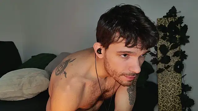 JackDesFeux online show from 11-17-25, 01:26