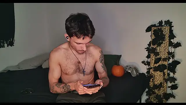Snapshot of JackDesFeux chatting on 10-05-25, 10:44 JackDesFeux online show from 10-05-25, 10:44