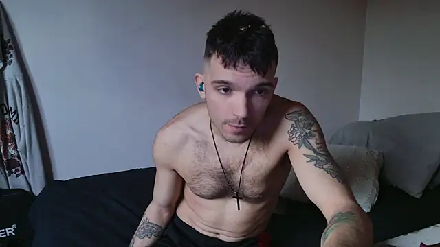 Snapshot of JackDesFeux chatting on 02-26-25, 10:04 JackDesFeux online show from 02-26-25, 10:04