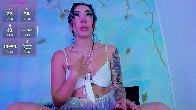 SaturnooStonee online show from 10-24-25, 06:34