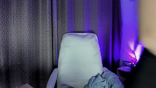 ValentinaaF online show from 09-18-25, 11:35