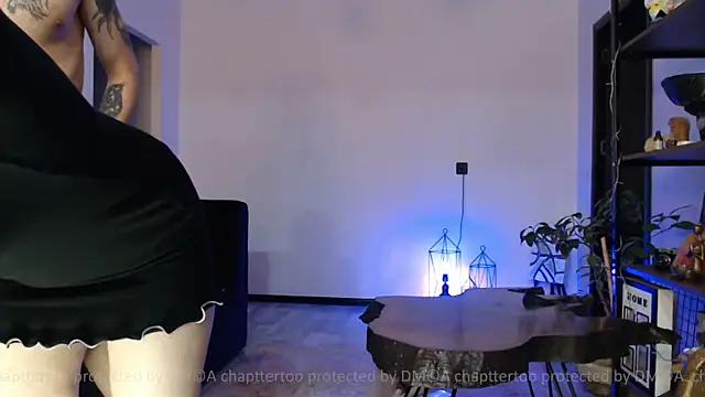 Snapshot of Chaptertoo chatting on 12-21-24, 06:11 Chaptertoo online show from 12-21-24, 06:11