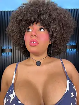 Snapshot of kendall_coxx chatting on 06-19-26, 07:36 kendall coxx online show from 06-19-26, 07:36