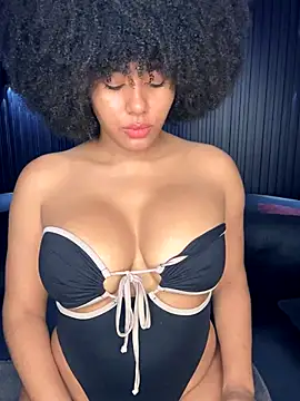 kendall coxx online show from 11-07-25, 07:35