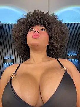 kendall coxx online show from 03-24-26, 10:32