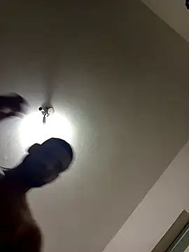 Snapshot of luismanuel_1998 chatting on 11-28-25, 03:28 luismanuel 1998 online show from 11-28-25, 03:28