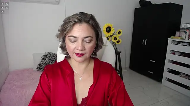 Snapshot of ana_milf chatting on 02-16-25, 11:05 ana milf online show from 02-16-25, 11:05