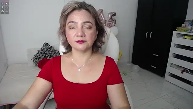 Snapshot of ana_milf chatting on 01-21-25, 01:21 ana milf online show from 01-21-25, 01:21