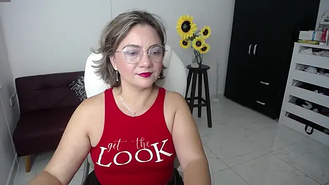 Snapshot of ana_milf chatting on 02-23-25, 10:49 ana milf online show from 02-23-25, 10:49