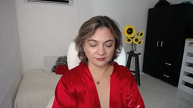 Snapshot of ana_milf chatting on 03-22-25, 03:20 ana milf online show from 03-22-25, 03:20