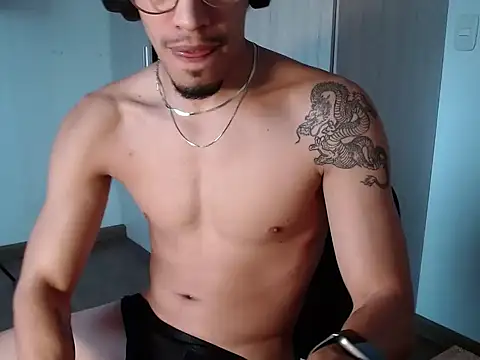 Snapshot of BigDragonBoy chatting on 02-16-26, 10:29 BigDragonBoy online show from 02-16-26, 10:29