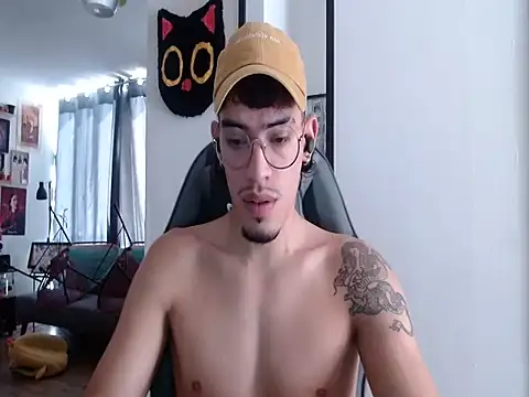 Snapshot of BigDragonBoy chatting on 03-14-26, 07:09 BigDragonBoy online show from 03-14-26, 07:09