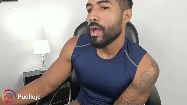 Snapshot of Xander_Str0ng chatting on 06-19-26, 11:49 Xander Str0ng online show from 06-19-26, 11:49