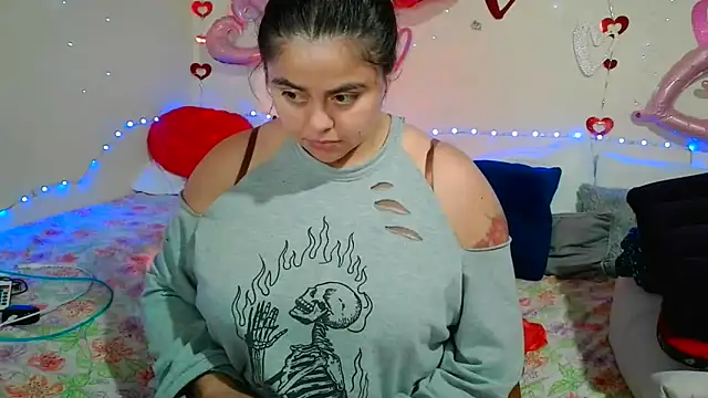 celestehot707rs online show from 06-18-26, 04:45