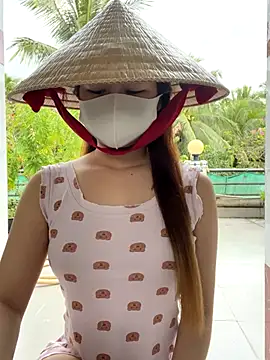 BabyThree  online show from 11-20-25, 07:42