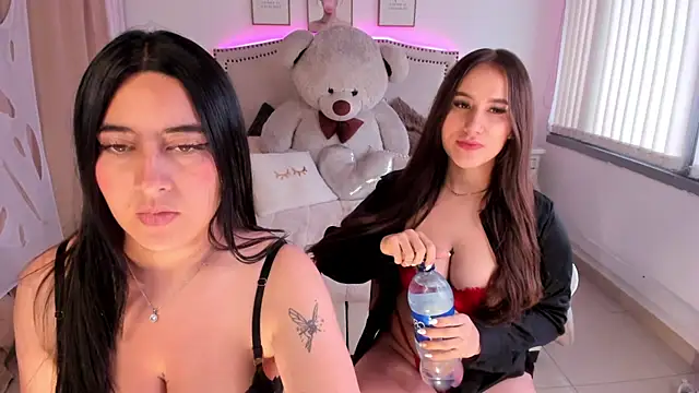 Snapshot of serenna_se chatting on 10-29-25, 08:41 serenna se online show from 10-29-25, 08:41