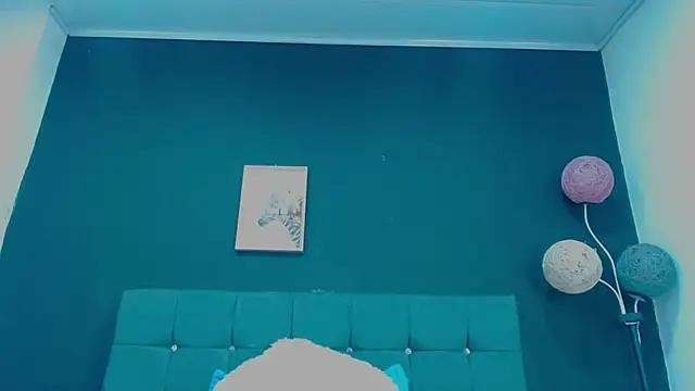 mia xx1 online show from 10-05-25, 01:40