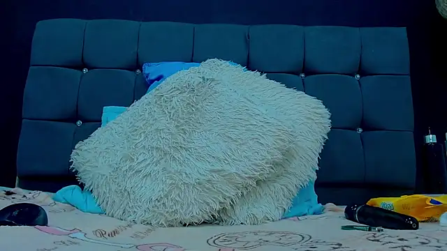 mia xx1 online show from 10-01-25, 11:03