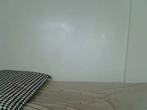 laetitia  online show from 10-28-25, 11:20