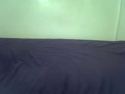 laetitia  online show from 11-26-25, 11:05