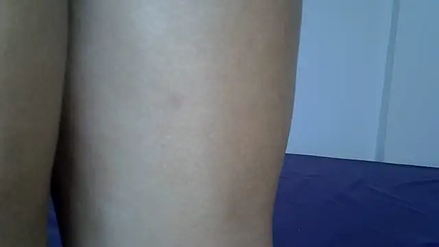 laetitia  online show from 03-11-26, 10:53