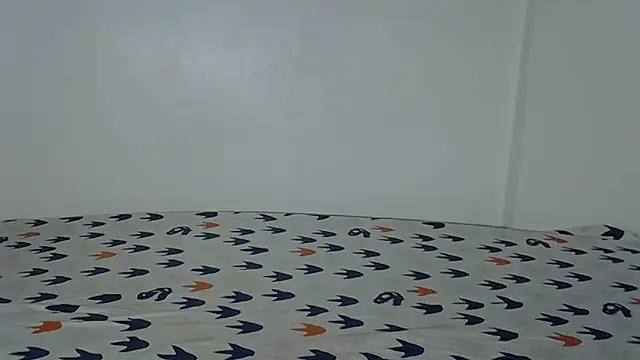 laetitia  online show from 04-05-26, 09:21