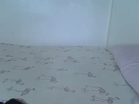 laetitia  online show from 11-09-25, 12:42