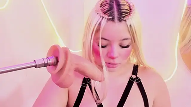 Kimberlin Cam online show from 11-11-25, 03:12