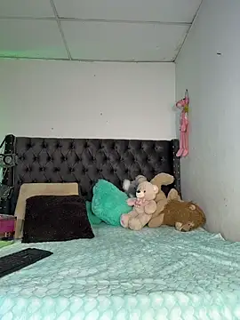 saragill323 online show from 03-29-26, 08:43