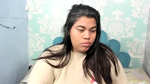 Snapshot of chanel_hot_001 chatting on 03-21-25, 08:39 chanel hot 001 online show from 03-21-25, 08:39